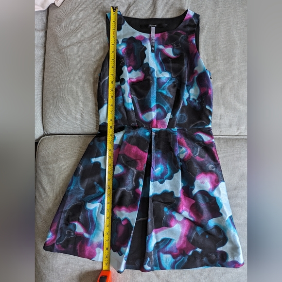 Evening dress - Picture 4 of 6